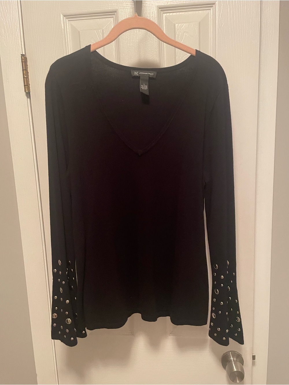 Black Long-Sleeve Studded Sleeve Top Size L Like New